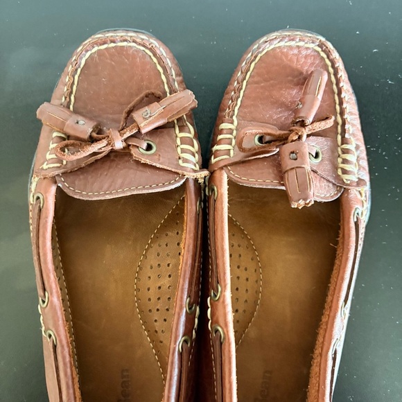 NWOT L.L. Bean Women's Brown Leather Loafer Driving Moccasins w/Tassel Comfort - Picture 9 of 12